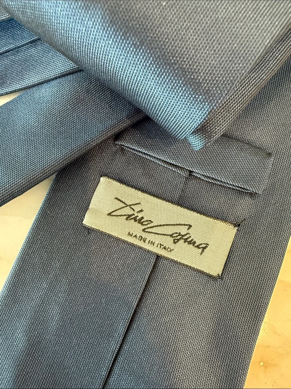 Navy silk Italian made tie